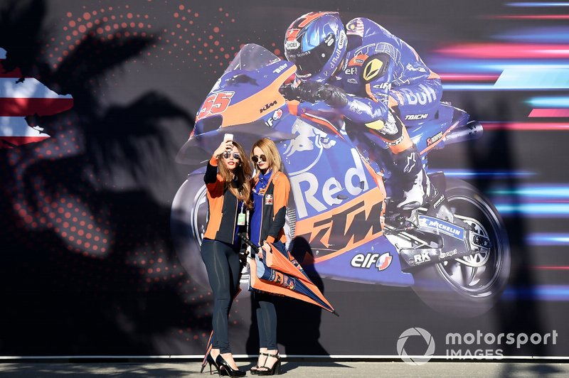 Rajtrácslányok - MotoGP - Katar