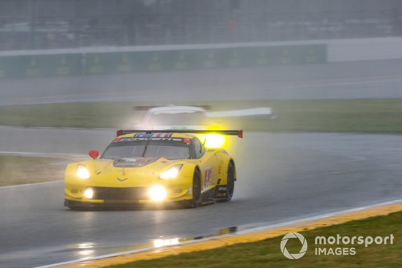 #4 Corvette Racing Corvette C7.R, GTLM: Oliver Gavin, Tommy Milner, Marcel Fassler