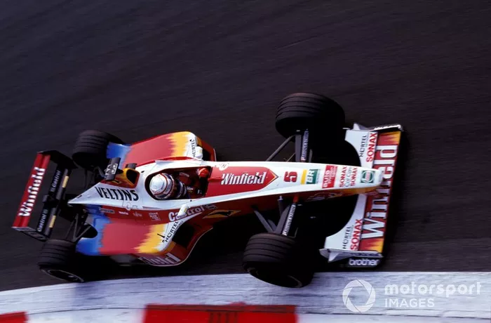 No entanto, a presença de maior peso na F1 foi da Petrobras, que se associou a Williams em 1999.