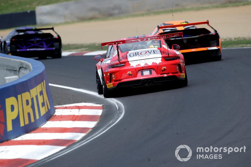#4 Grove Racing Porsche 911 GT3 Cup: Stephen Grove, Brenton Grove, Benjamin Barker