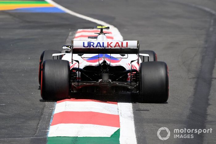 Mick Schumacher, Haas VF-21