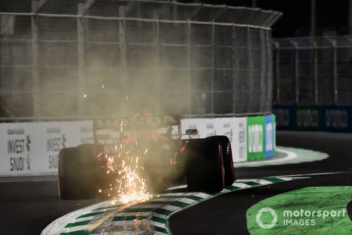 Max Verstappen, Red Bull Racing RB16B