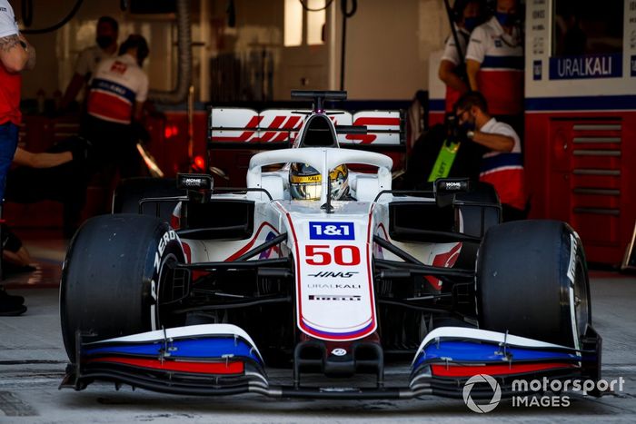 Robert Shwartzman, Haas VF-21 