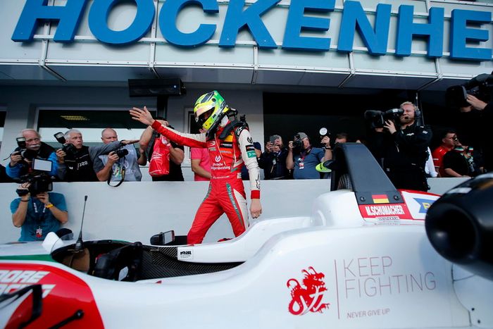 Champion Mick Schumacher, PREMA Theodore Racing Dallara F317 - Mercedes-Benz
