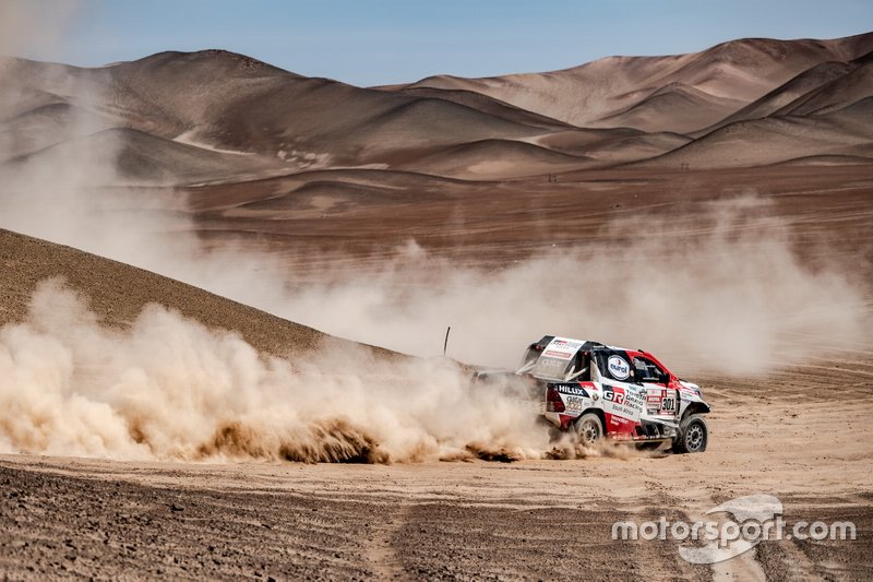 #301 Toyota Gazoo Racing Toyota Hilux: Nasser Al-Attiyah, Matthieu Baumel