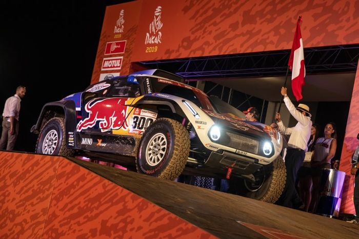 #300 X-Raid Mini JCW Team: Carlos Sainz, Lucas Cruz
