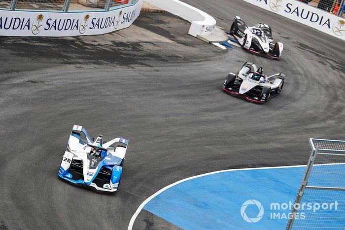 Antonio Felix da Costa, BMW I Andretti Motorsports, BMW iFE.18 Sébastien Buemi, Nissan e.Dams, Nissan IMO1 andJose Maria Lopez, GEOX Dragon Racing, Penske EV-3 