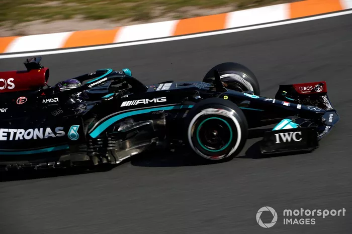 Lewis Hamilton, Mercedes W12