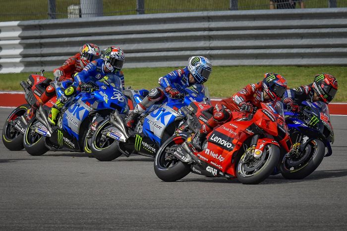 Fabio Quartararo, Yamaha Factory Racing, Francesco Bagnaia, Ducati Team  
