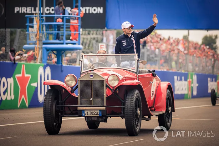 Esteban Ocon, Racing Point Force India F1 Team en el desfile
