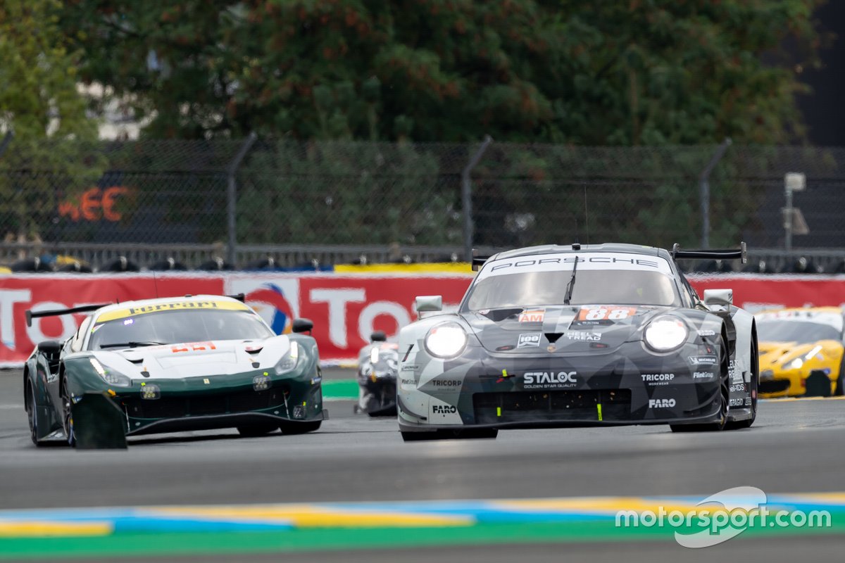 #88 Dempsey-Proton Racing - Porsche 911 RSR: Thomas Preining, Dominique Bastien, Adrien De Leener