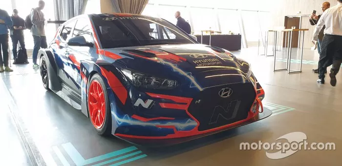 Hyundai Veloster N ETCR