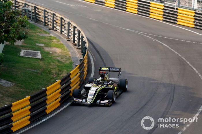 #30 Dan Ticktum, Carlin Buzz Racing