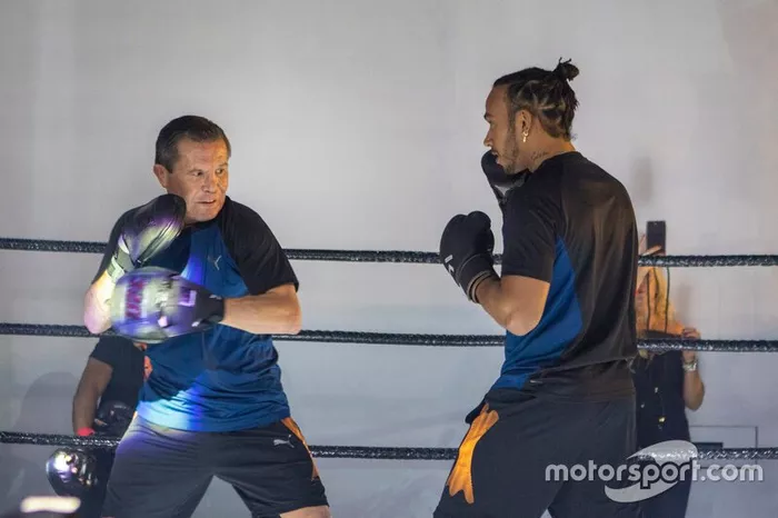 Lewis Hamilton, Mercedes y Julio César Chávez, excampeón mundial de boxeo
