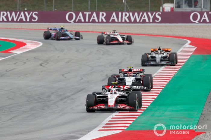 Nico Hulkenberg, Haas VF-23, Yuki Tsunoda, AlphaTauri AT04, Oscar Piastri, McLaren MCL60