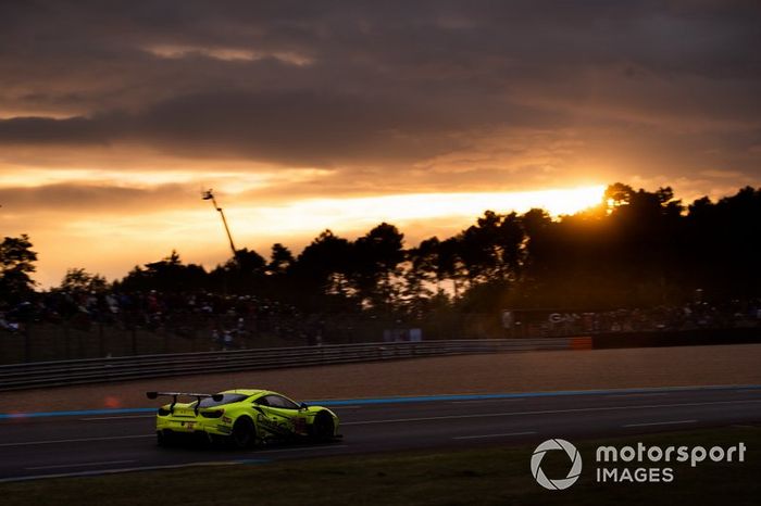 #57 CarGuy Racing, Ferrari 488 GTE: Takeshi Kimura, Kei Cozzolino, Come Ledogar 