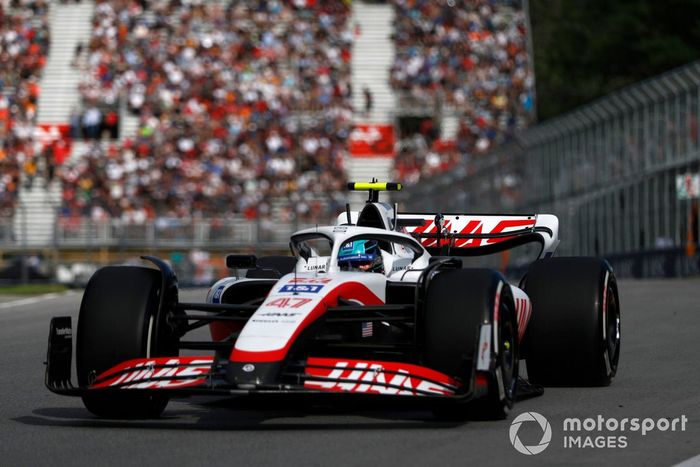 Mick Schumacher, Haas VF-22