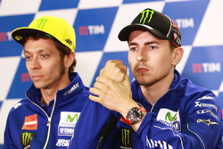 Валентіно Россі, Yamaha Factory Racing, Хорхе Лоренсо, Yamaha Factory Racing