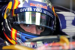 Carlos Sainz, Scuderia Toro Rosso