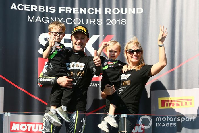 Jonathan Rea, Kawasaki Racing, ycon su familia