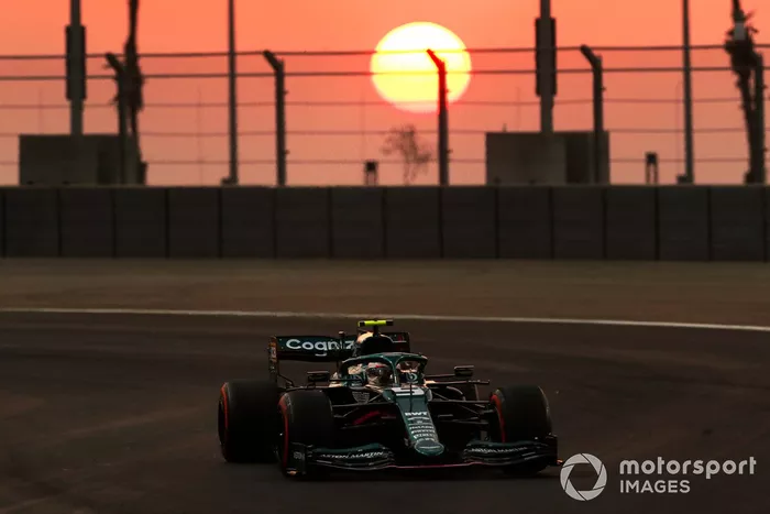 Sebastian Vettel, Aston Martin AMR21