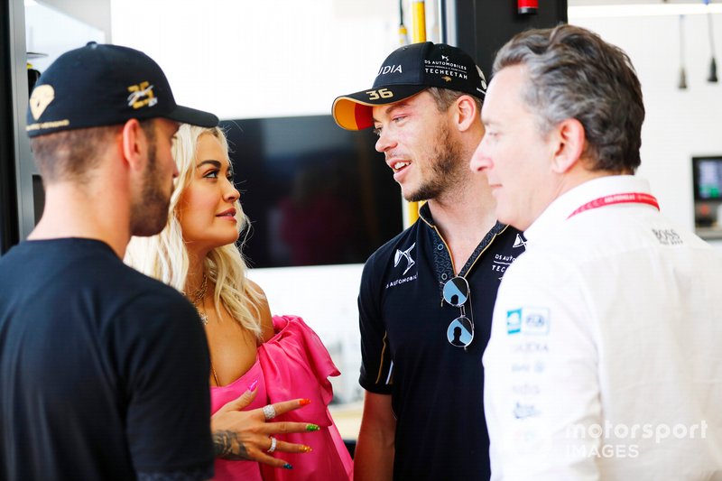 La cantante Rita Ora incontra Jean-Eric Vergne, DS TECHEETAH, Andre Lotterer, DS TECHEETAH, Alejandro Agag, CEO, Formula E