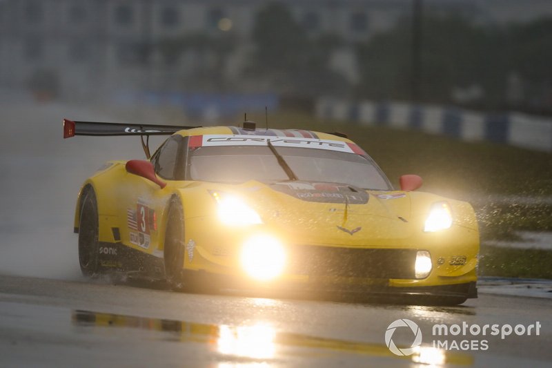 #3 Corvette Racing Corvette C7.R, GTLM: Jan Magnussen, Antonio Garcia, Mike Rockenfeller
