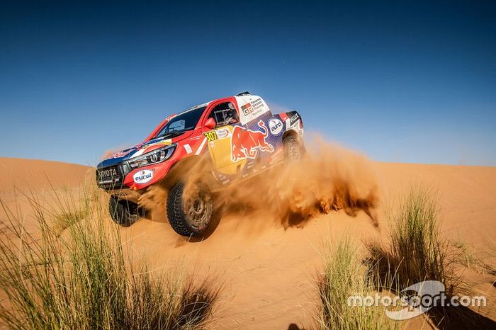 #307 Toyota Gazoo Racing Toyota Hilux: Giniel de Villiers, Alex Haro