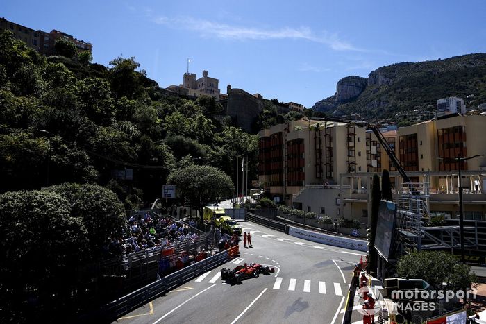 Charles Leclerc, Ferrari SF21