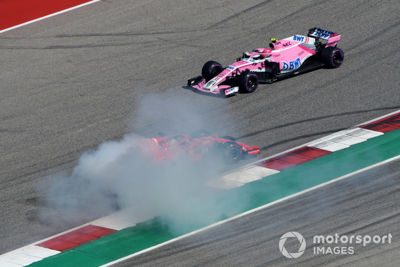 Sebastian Vettel, Ferrari SF71H spins after contact with Daniel Ricciardo, Red Bull Racing RB14