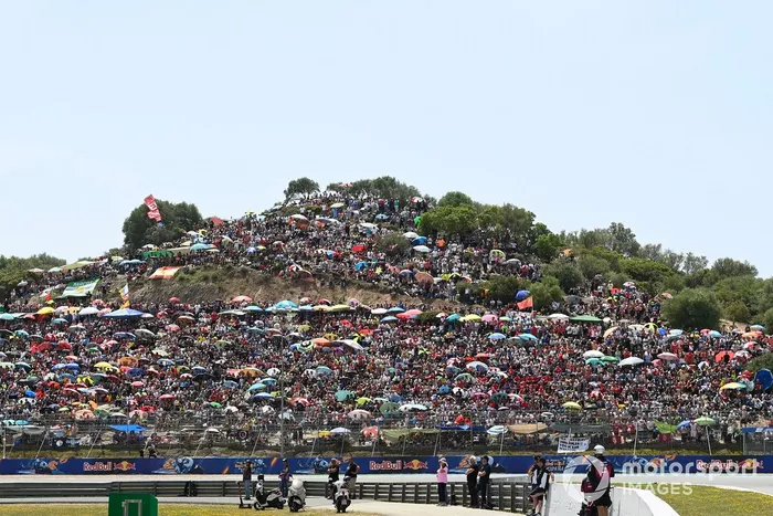 Fans en el circuito de Jerez