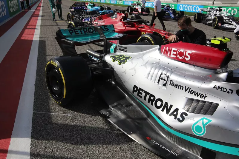 Mercedes W13 detail