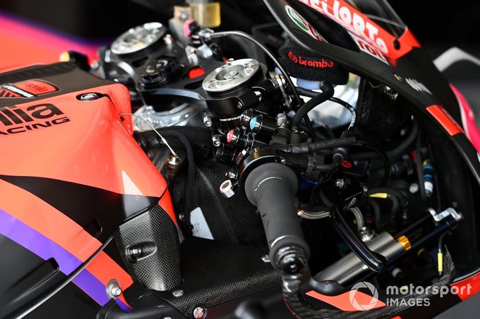 Detalle de la Moto Aprilia