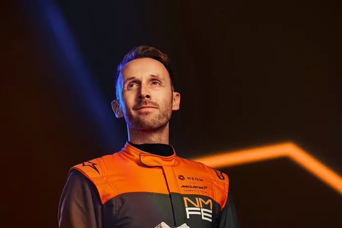 René Rast, Equipo McLaren FE