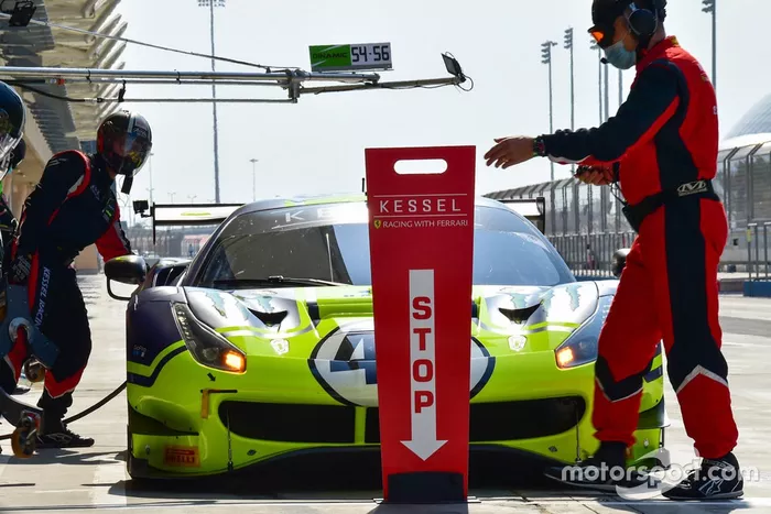 #46 Kessel Racing Monster VR46, Ferrari 488 GT3: Valentino Rossi, Alessio Salucci, Luca Marini