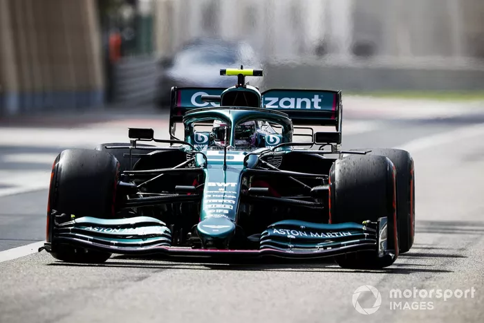 Sebastian Vettel, Aston Martin AMR21 
