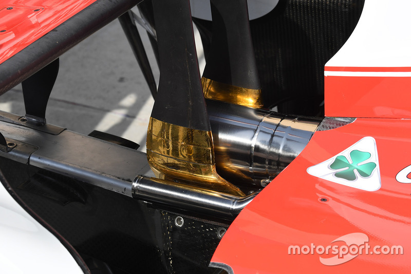Выхлоп Ferrari SF70H