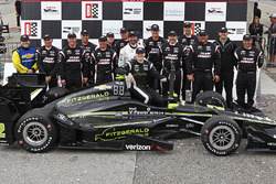 Le vainqueur Josef Newgarden, Team Penske Chevrolet