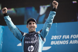 Podium: Race winner Sébastien Buemi, Renault e.Dams