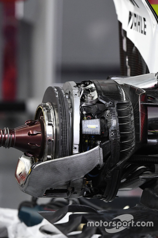 Задние тормоза Ferrari SF70H