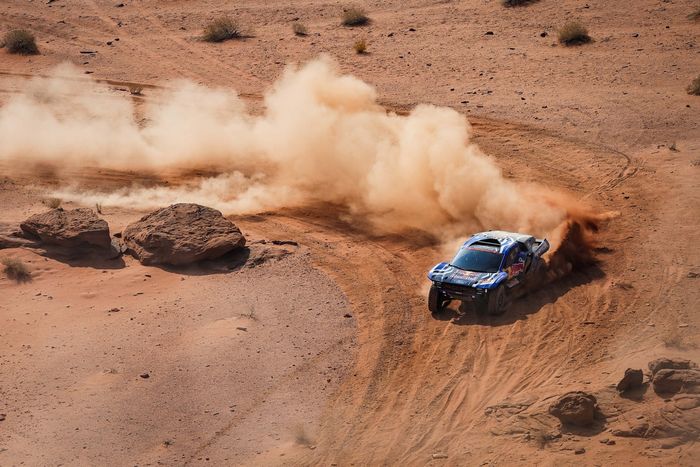 #225 Ford M-Sport Ford: Карлос Сайнс-старший, Лукас Круз