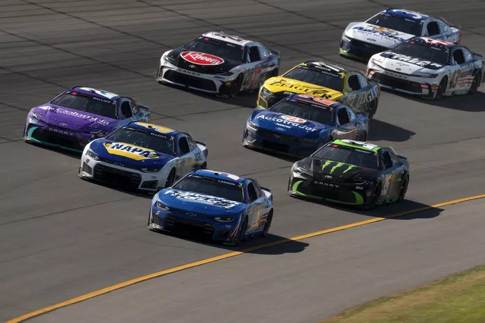 Kyle Larson, Hendrick Motorsports, Chase Elliott, Hendrick Motorsports