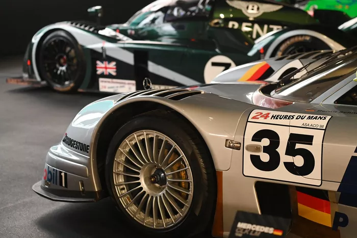 Bentley Speed 8, Mercedes CLK LM