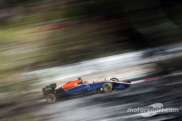 Pascal Wehrlein, Manor Racing MRT05