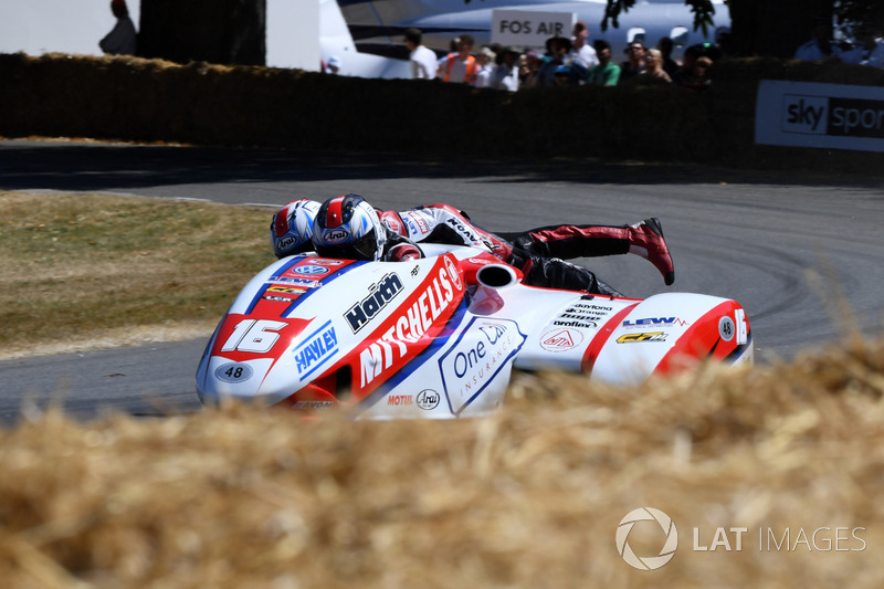 Démo de sidecar des frères Birchall