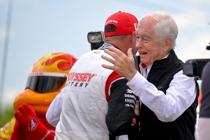Scott McLaughlin, Team Penske Chevrolet, Victory Lane, Roger Penske