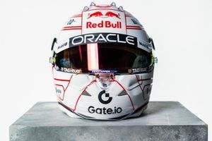 マックス・フェルスタッペン、F1日本GP特別ヘルメットデザイン F1