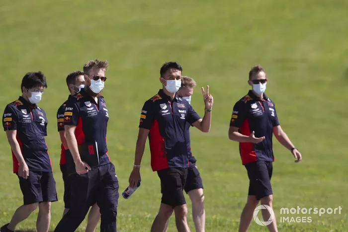 Alex Albon, Red Bull Racing pasea por el Red Bull Ring
