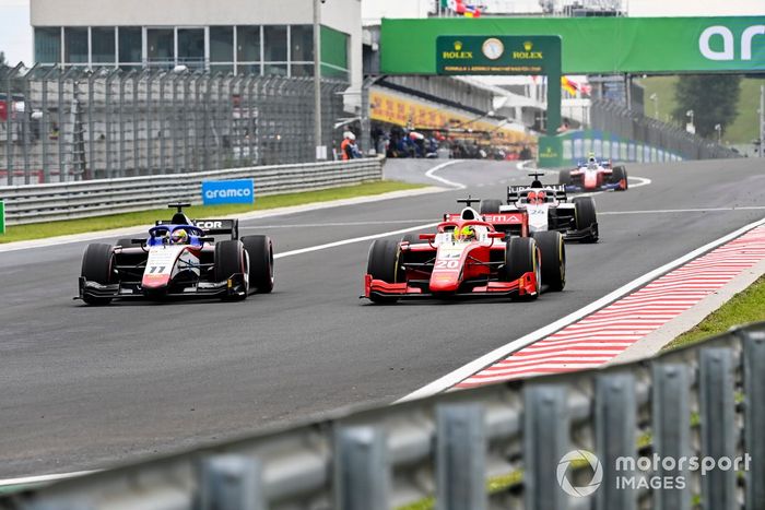 Mick Schumacher, Prema Racing y Louis Deletraz, Charouz Racing System 