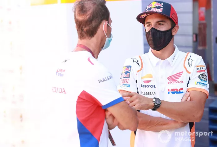 Alberto Puig, director del equipo Repsol Honda, Marc Márquez, equipo Repsol Honda